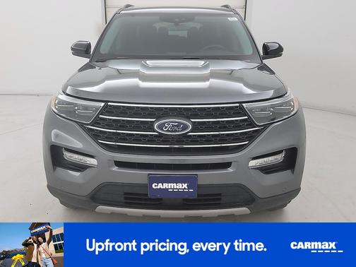 Gray 2024 Ford Explorer XLT