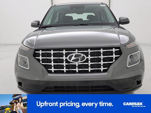 2021 Hyundai VENUE SE