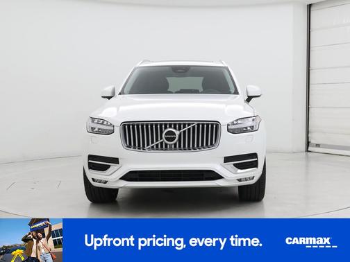 2024 Volvo XC90 B6 Plus Bright Theme