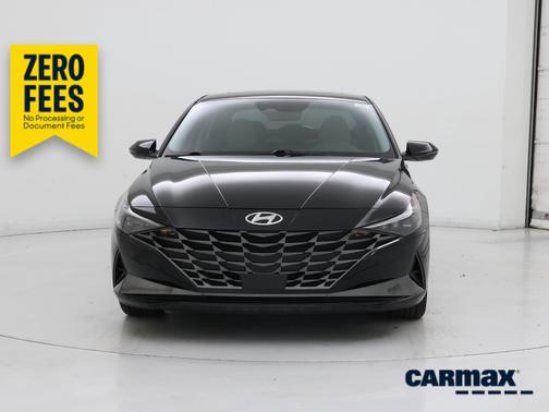 Black 2023 Hyundai ELANTRA Limited