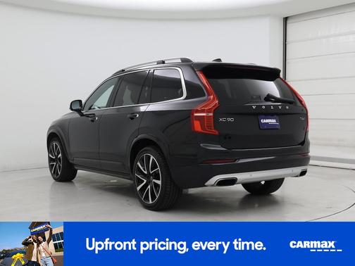 2019 Volvo XC90 T6 Momentum