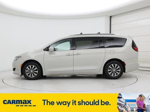 2019 Chrysler Pacifica Touring L Plus