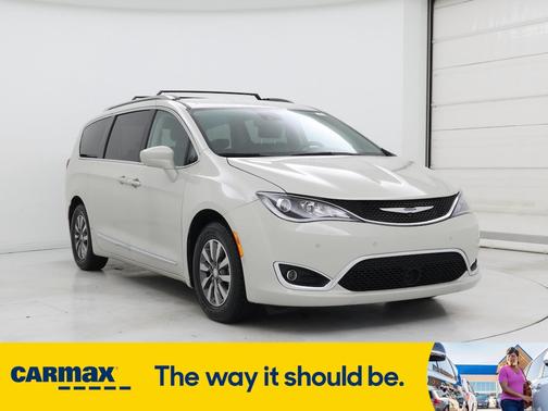 2019 Chrysler Pacifica Touring L Plus
