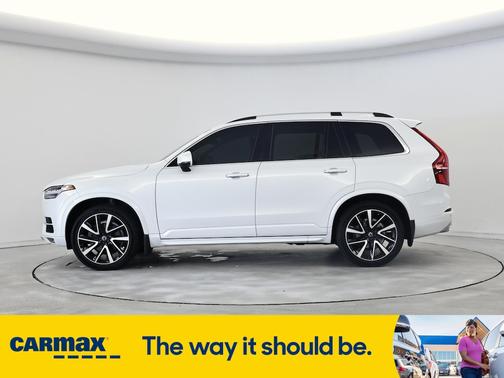 2018 Volvo XC90 T6 Momentum