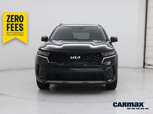 Black 2022 Kia Sorento S