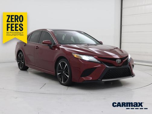 Red 2018 Toyota Camry XSE