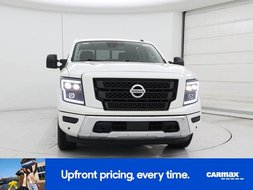 2020 Nissan Titan SV