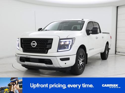 2020 Nissan Titan SV