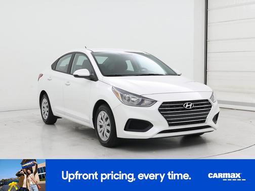 2022 Hyundai Accent SE