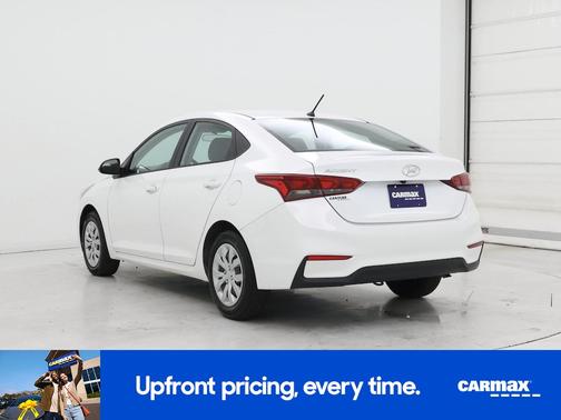 2022 Hyundai Accent SE