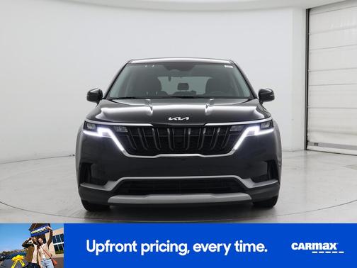 2024 Kia Carnival LX Seat Package