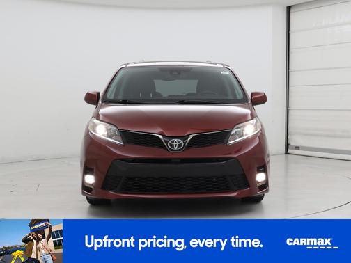 2019 Toyota Sienna SE