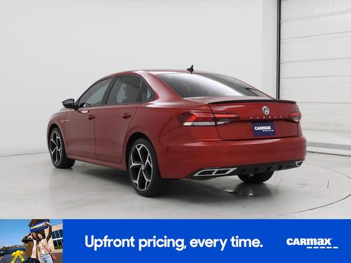 2022 Volkswagen Passat R-Line