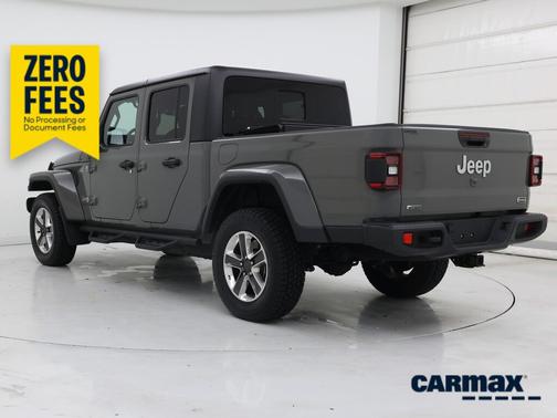 Gray 2021 Jeep Gladiator Overland