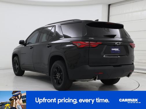 Black 2023 Chevrolet Traverse LT Cloth