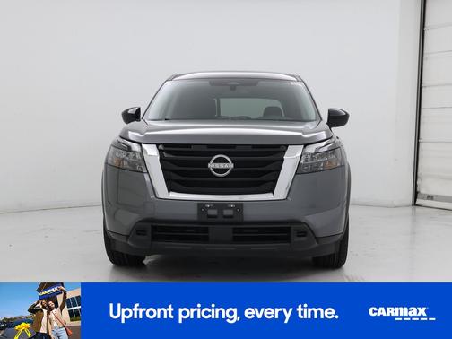 Gray 2023 Nissan Pathfinder S
