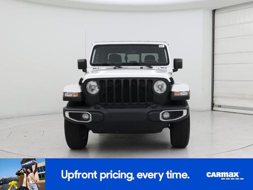 2022 Jeep Gladiator Sport S