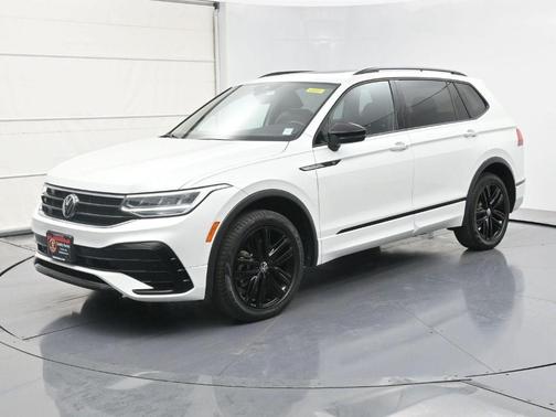 2022 Volkswagen Tiguan 2.0T SE R-Line Black