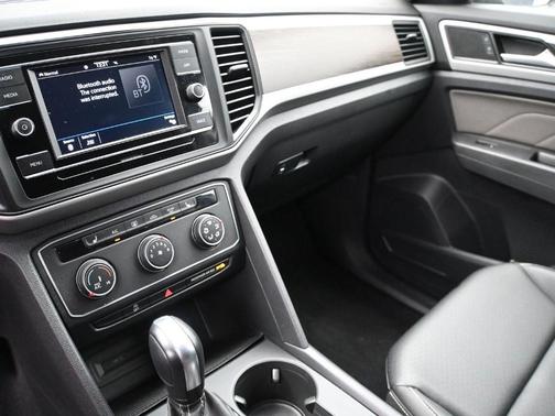 2023 Volkswagen Atlas 2.0T SE