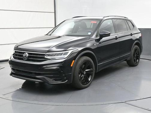 2023 Volkswagen Tiguan 2.0T SE R-Line Black