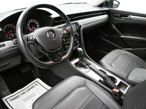 2022 Volkswagen Passat 2.0T SE