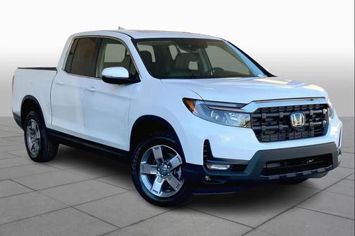 Platinum White Pearl 2026 Honda Ridgeline RTL