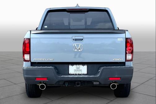 Sonic Gray Pearl 2023 Honda Ridgeline RTL