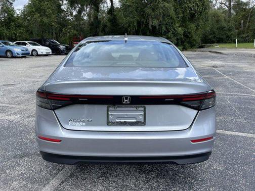 2025 Honda Accord LX 1.5T