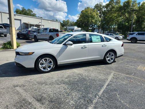 2025 Honda Accord LX 1.5T