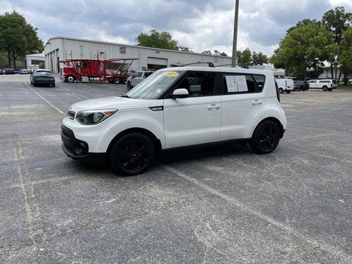 2017 Kia Soul Base