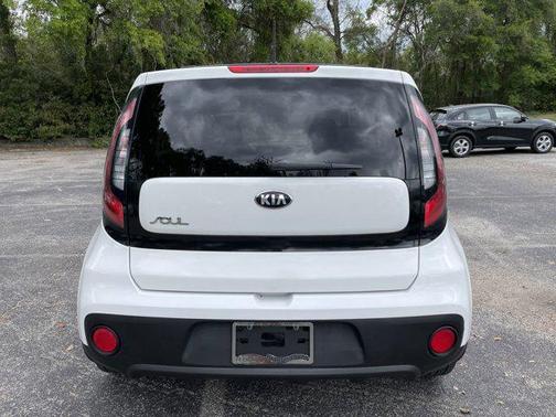 2017 Kia Soul Base