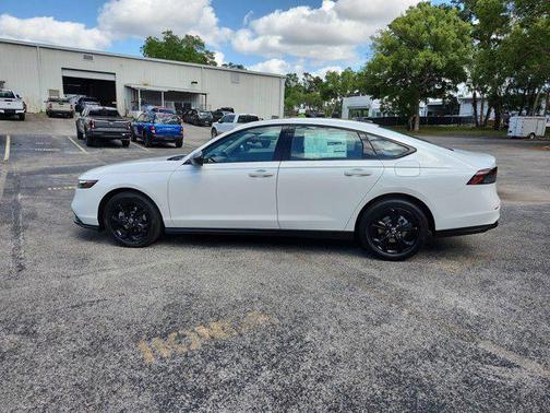 2025 Honda Accord Sport SE 1.5T