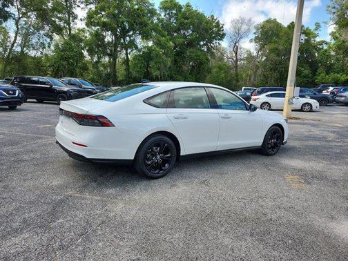 2025 Honda Accord Sport SE 1.5T