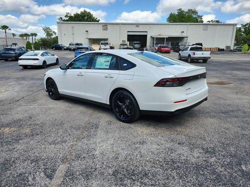 2025 Honda Accord Sport SE 1.5T