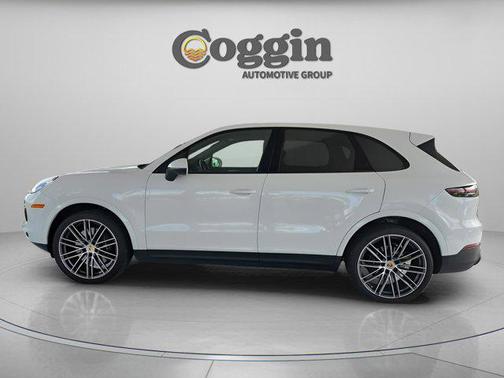 2023 Porsche Cayenne Platinum Edition