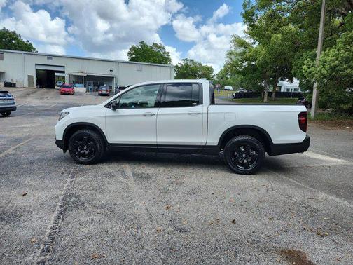 2025 Honda Ridgeline Black