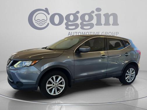Gun Metallic 2018 Nissan Rogue Sport S
