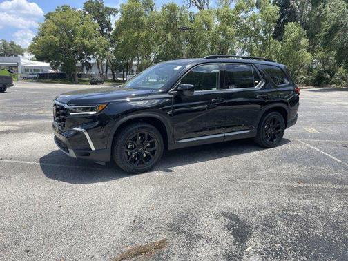 2025 Honda Pilot Touring 8-Passenger