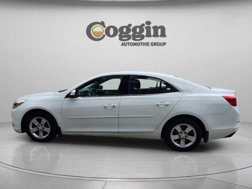 Summit White 2014 Chevrolet Malibu 1LS