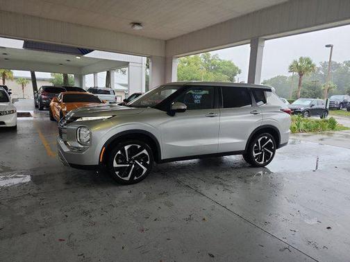 2022 Mitsubishi Outlander SE 2.5 2WD