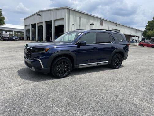 2025 Honda Pilot Touring 8-Passenger