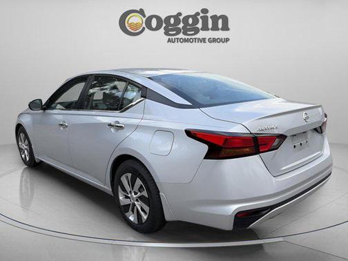 2021 Nissan Altima S FWD