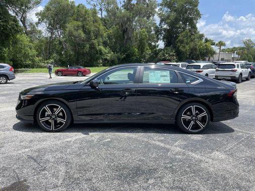 2025 Honda Accord Hybrid Base