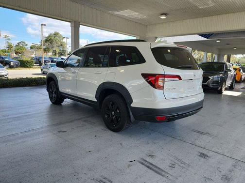 2022 Honda Pilot AWD TrailSport