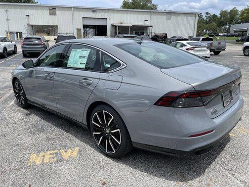 2025 Honda Accord Hybrid Touring