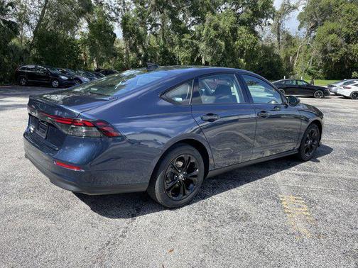 2025 Honda Accord Sport SE 1.5T