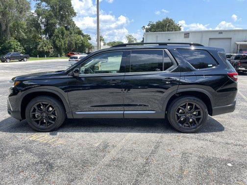 2025 Honda Pilot Touring 8-Passenger