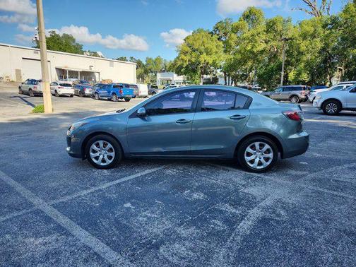 2013 Mazda Mazda3 i SV