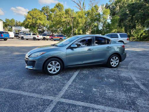 2013 Mazda Mazda3 i SV