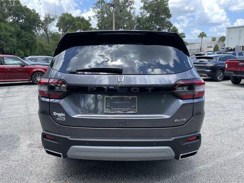2025 Honda Pilot Elite